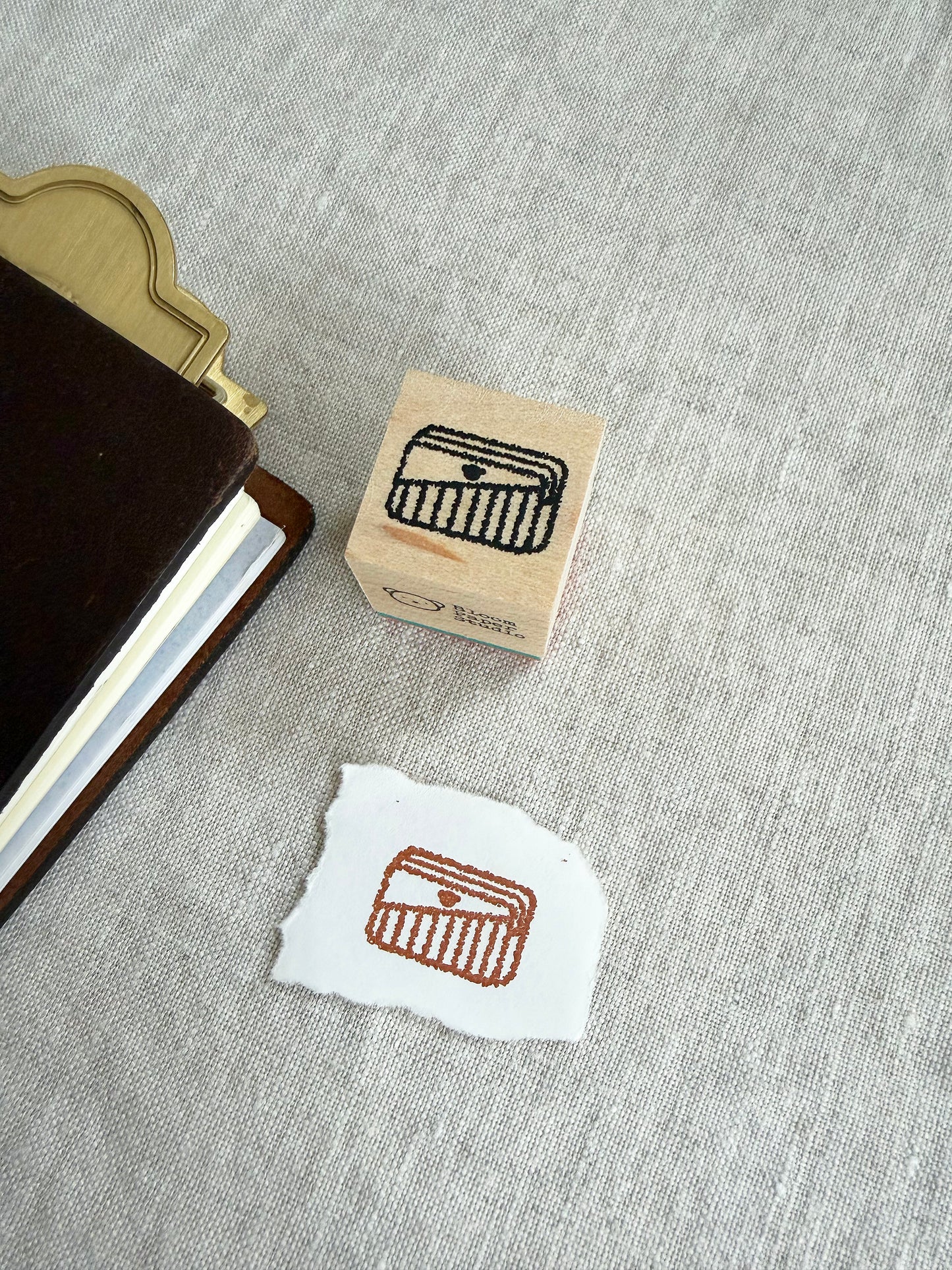 Bearlla Pouch Wooden Stamp